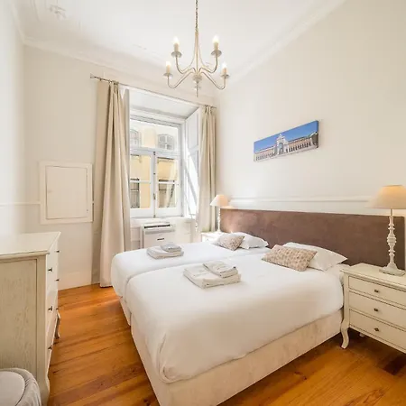 Guestready - Family Near Santa Justa Lift Apartment Lisbon